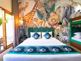 Family Safari Room | Minibar, meja kerja, kedap suara, dan Wi-Fi gratis