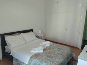2 Schlafzimmer, Bügeleisen/Bügelbrett, WLAN, Bettwäsche