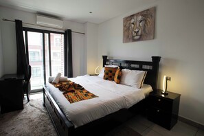 1 多间卧室、WiFi、床单、轮椅无障碍