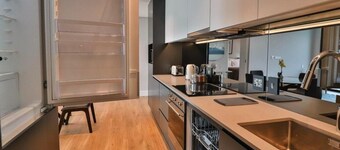 Apartment - Sleeps 4 - Parking - Pool