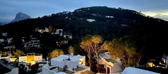 Vaixell, wonderful sunsets , private terraces