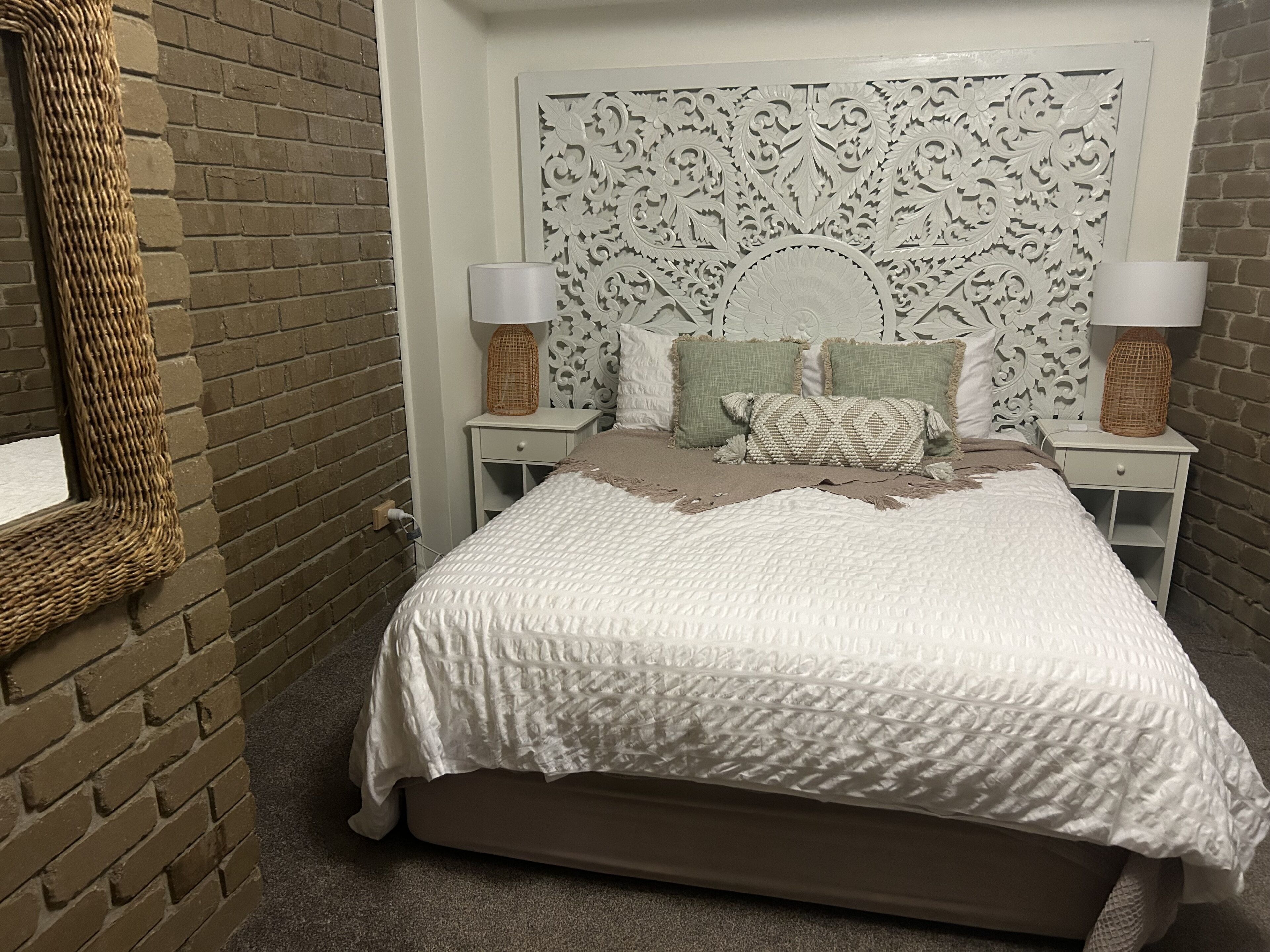 2 bedrooms, iron/ironing board, free WiFi, bed sheets