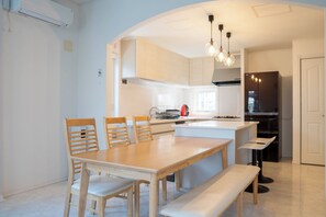 Essbereich im Zimmer