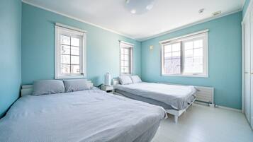 3 bedrooms, desk, free WiFi, bed sheets