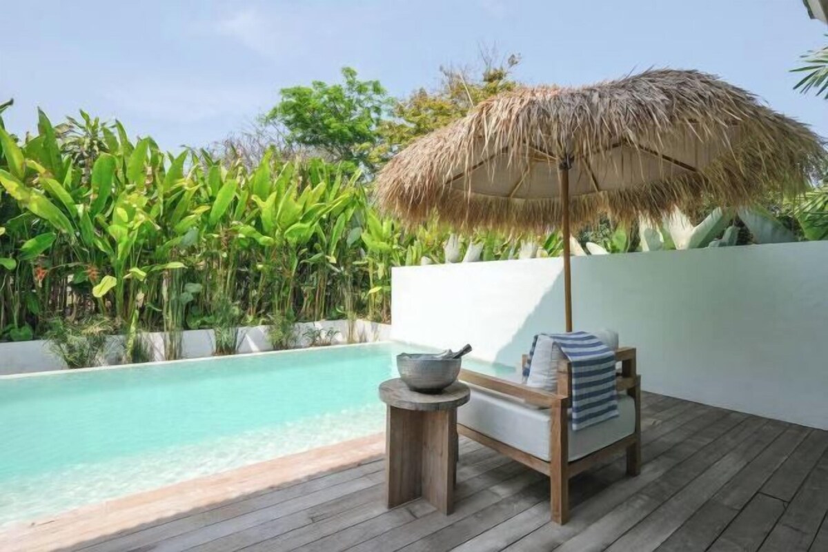 Piscina | Una piscina al aire libre