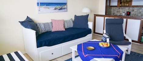 電視、乒乓球設施、音響