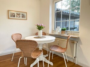 Dining - Muscheleck - Muscheleck - close to the beach and with its own garden (Cuxhaven)