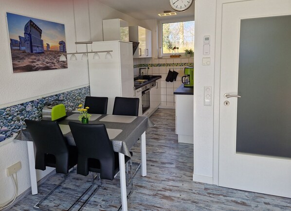 Imagen sin descripción, 1 de 12, botón