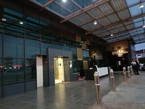 Exterior detail - Family Friendly  Service Apartment for Rent near JPO and Senai Airport Kulai (Kulai)