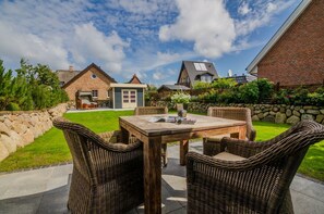 Unclassified image, 4 of 19, button - Port Royal - Holiday home for up to 4 persons with garden in a city and (Sylt)