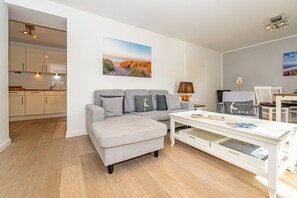 Unclassified image, 4 of 21, button - Stadtresidenz App. 4 - Ebenerdige, Moderne Stadtwohnung- Kurze Wege zum Strand, mit Eigener (Sylt)