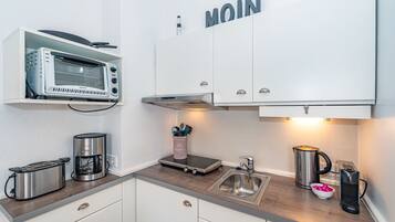 Kühlschrank, Ofen, Herdplatte, Geschirrspüler