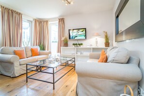 صورة غير مصنفة، 2 من 12، زرّ