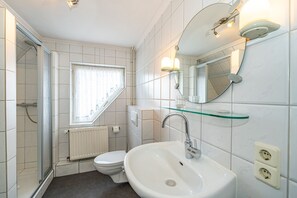 Uklassifisert bilde, 2 av 16, knapp