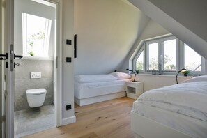 Imagen sin descripción, 5 de 32, botón