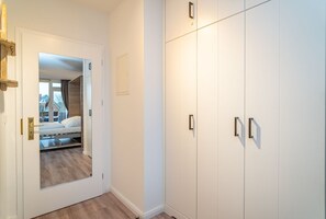 Interior - Bismarck-Koje - 1-room apartment with balcony and parking. - only 450m to (Sylt)