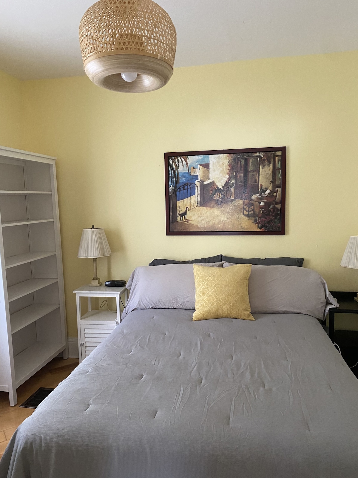 Photo 4 of Beautiful Historic House Walk 2Downtown& Night of Lights,pet friendly,Near Beach