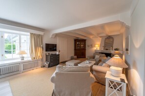 Luokittelematon kuva, 3 kautta 20, painike