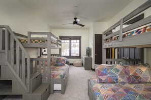 4 chambres, fer et planche Ă repasser, lit parapluie, Wi-Fi gratuit
