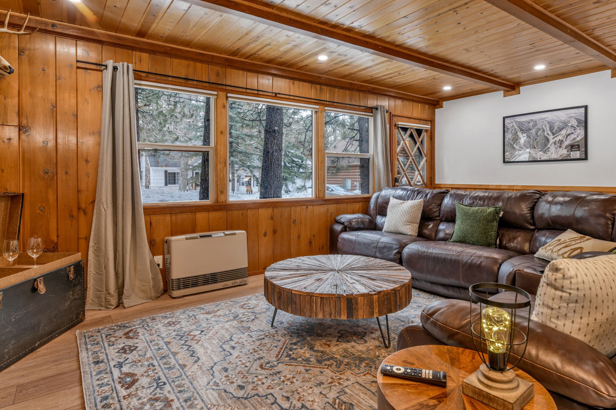 Brunos Cabin- Relaxing Central Log Cabin Retreat