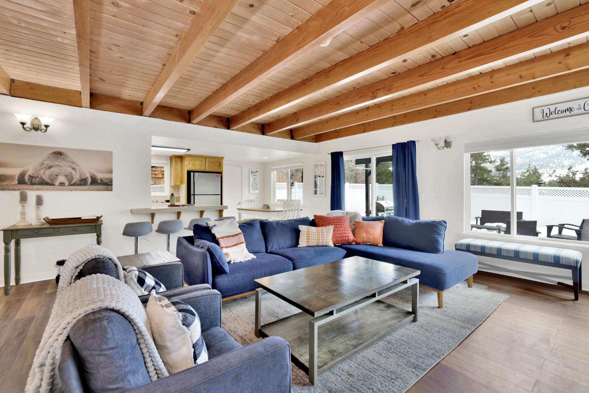 She's A  Butte- Stunning Views- Fireplace- Smart TVs- Modern Moonridge Chalet