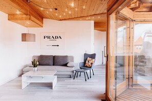 Interior - Apartment "Wohnung Am Bodensee" with Balcony and Wi-Fi (Moos)