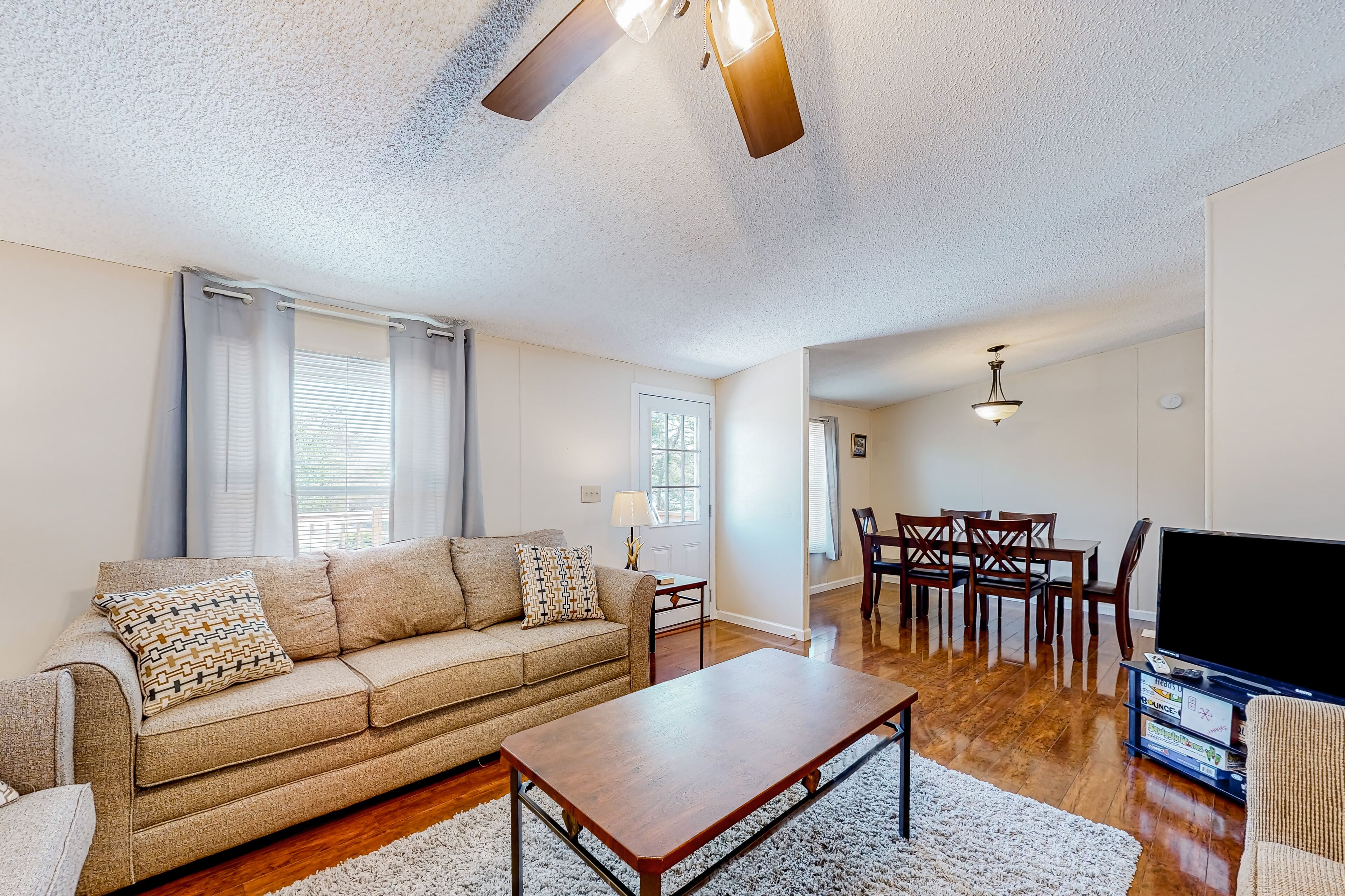 Riverfront home with water views, firepit, deck, grill, fireplace - dog-friendly