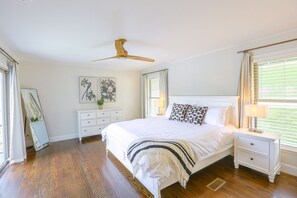 3 chambres, bureau, fer et planche à repasser, Wi-Fi gratuit