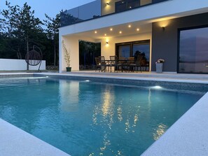 Piscine extérieure