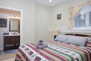 6 chambres, bureau, fer et planche à repasser, accès au Wi-Fi (inclus)