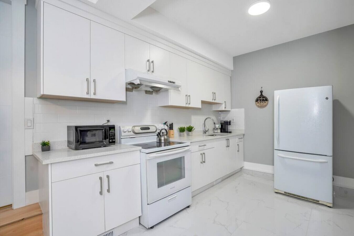 Central | A/C | The Modern