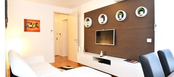 Garage gratuit de luxe 2br App !!!