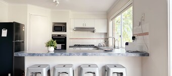 Close to Airport & Mel CBD/Organ Pipes National Park/Fig