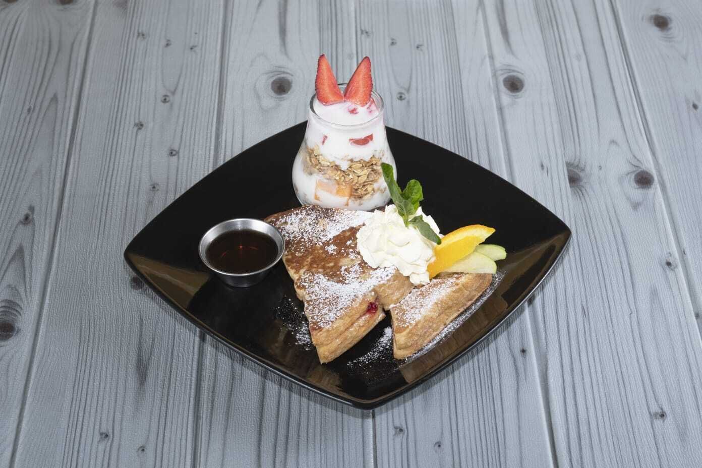 朝食 (オーダー形式)、毎日提供 (無料)