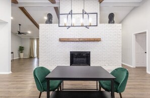 تناول الطعام