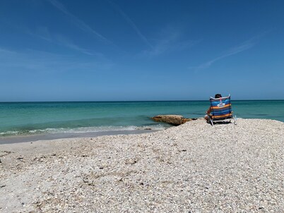 Beaches Anna Maria island IMG Tennis Bradenton Condo close to shops and eatery,s