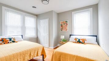 2 soveværelser, skrivebord, strygejern/strygebræt, gratis Wi-Fi