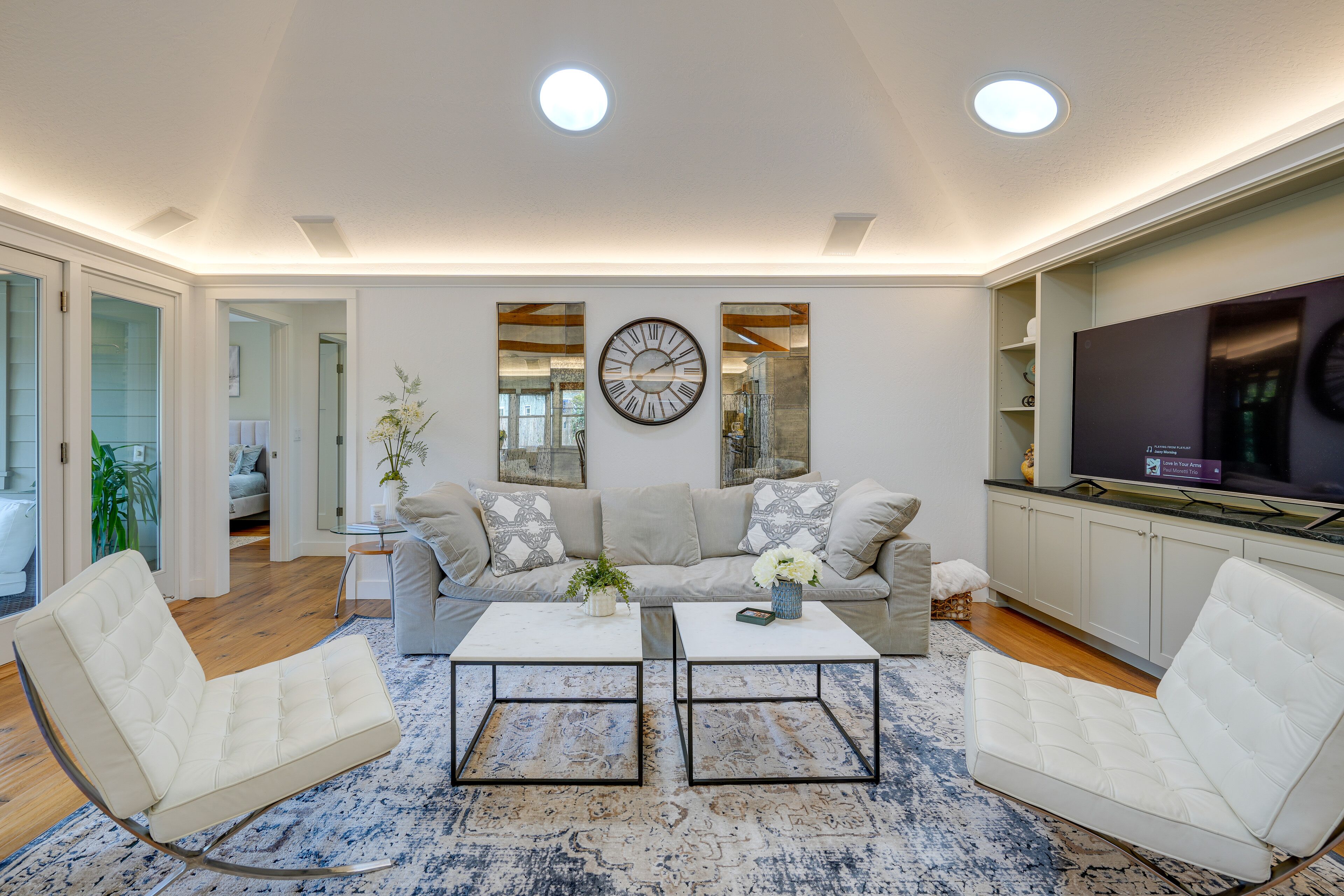 Luxury Woodside Vacation Rental w/ Patio