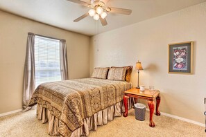 1 Schlafzimmer, Schreibtisch, Bügeleisen/Bügelbrett, WLAN