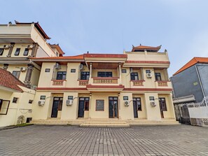 Mặt tiền nơi lưu trú