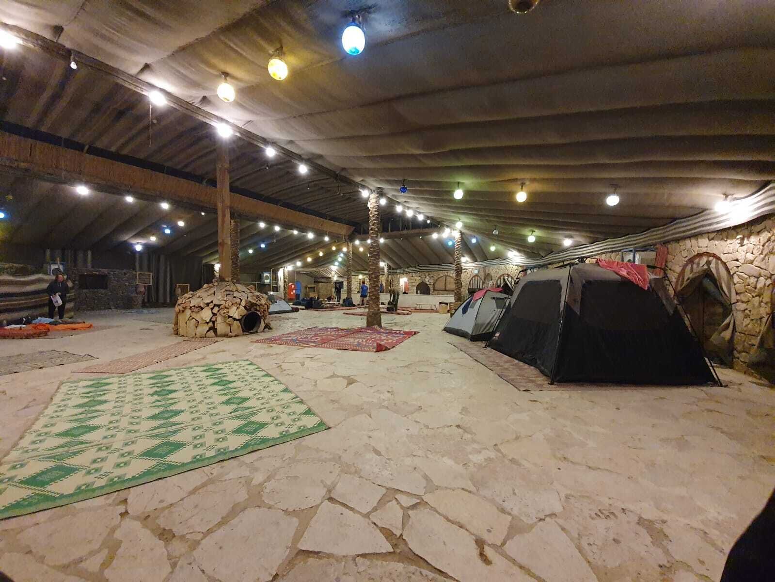 Empty lot (Bring your own tent) | 1 間臥室、床單