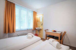 Economy Double Room, Shared Bathroom