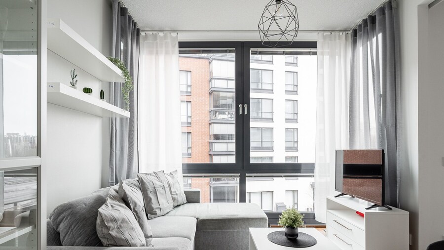 Modern 1BR Apt next to Lake Pyhäjärvi