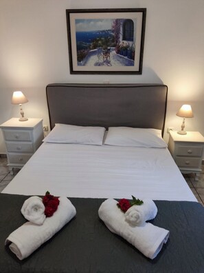 2 bedrooms, WiFi, bed sheets