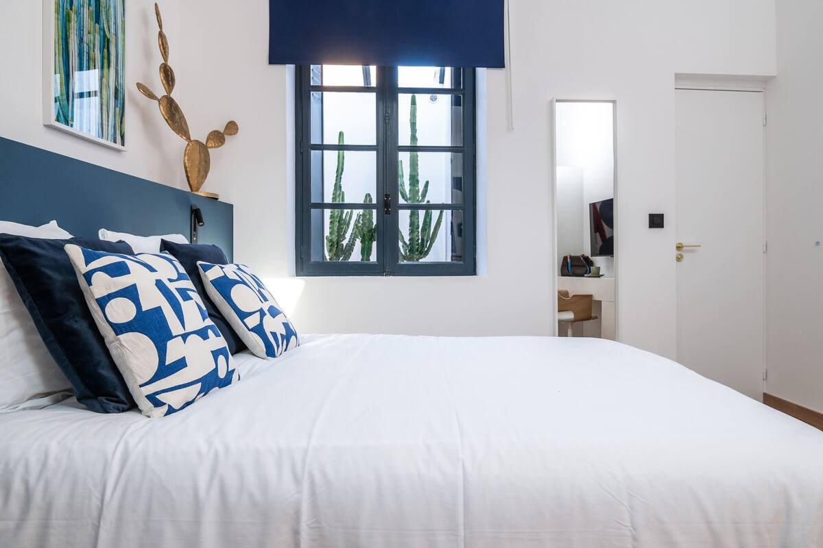 Design Double Room, Ensuite, Garden View (Pierre)