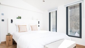 Deluxe-Doppelzimmer, mit Bad, Blick auf den Innenhof (Georges)