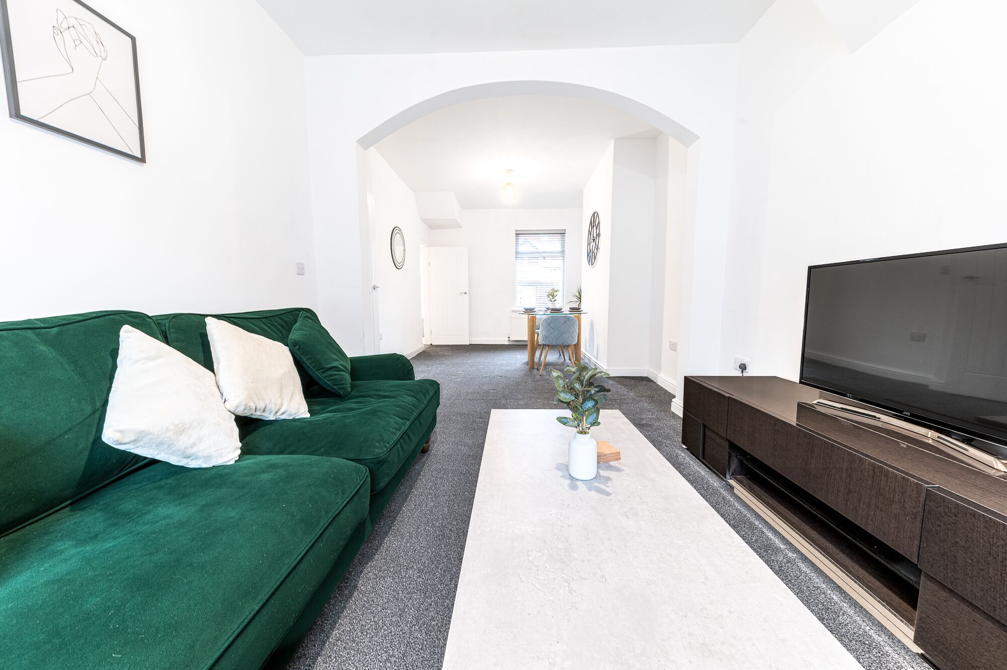 House, Ensuite | Lounge