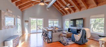 Indigo Blues at Pirate Beach |Hot Tub |Pet Friendly |Unique Amenities |$200 in Free Activities