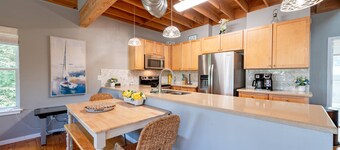 Indigo Blues at Pirate Beach |Hot Tub |Pet Friendly |Unique Amenities |$200 in Free Activities