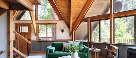 Smart TV, fireplace, offices